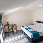 Отель New Garden Airport & Restaurant Arnavutkoy