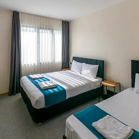 New Garden Airport Hotel